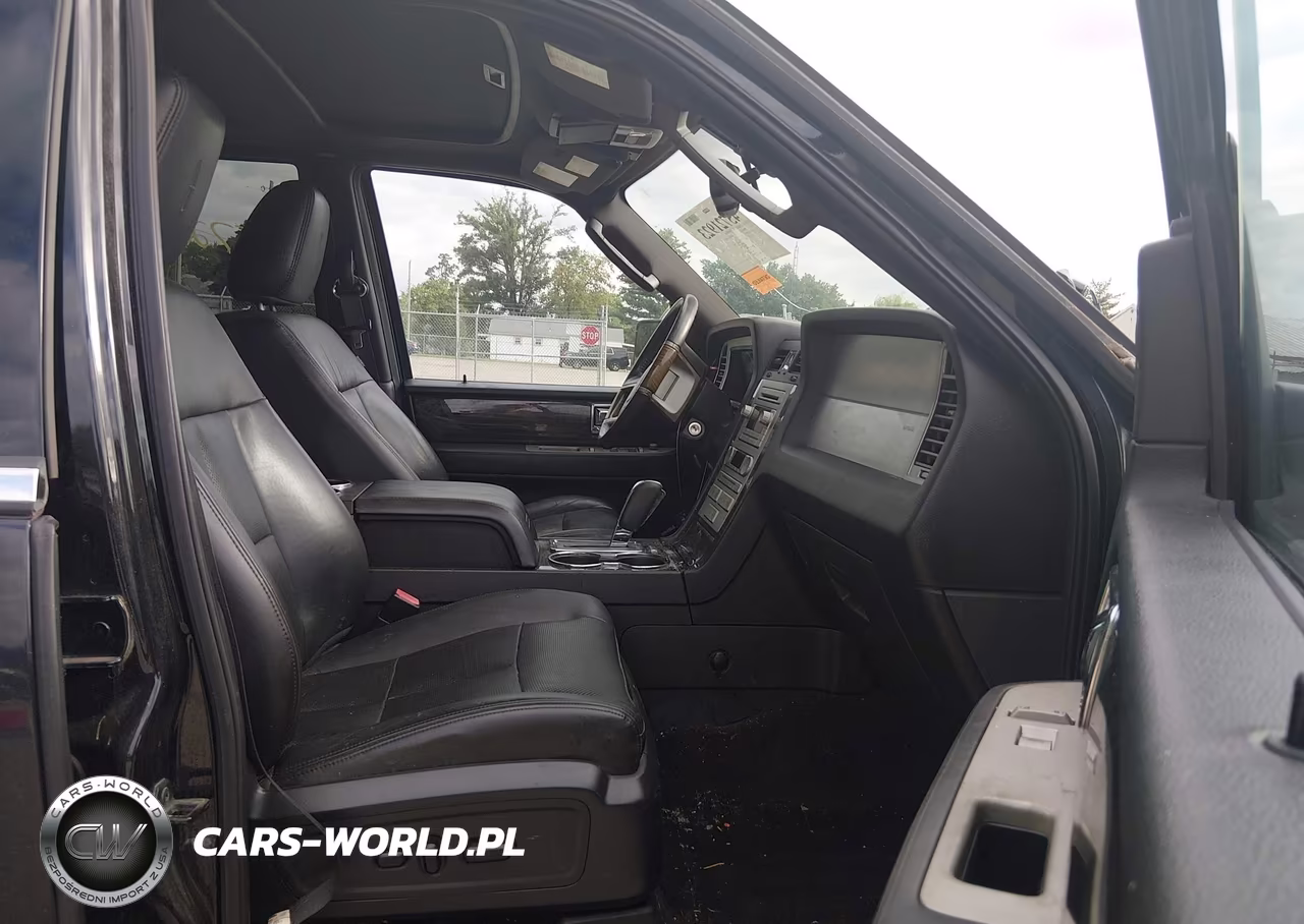 2010 Lincoln Navigator VIN:5LMJJ2J52AEJ07605 - 5