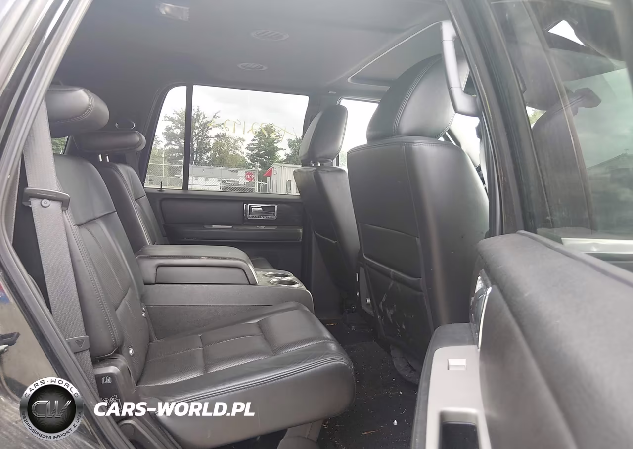 2010 Lincoln Navigator VIN:5LMJJ2J52AEJ07605 - 8