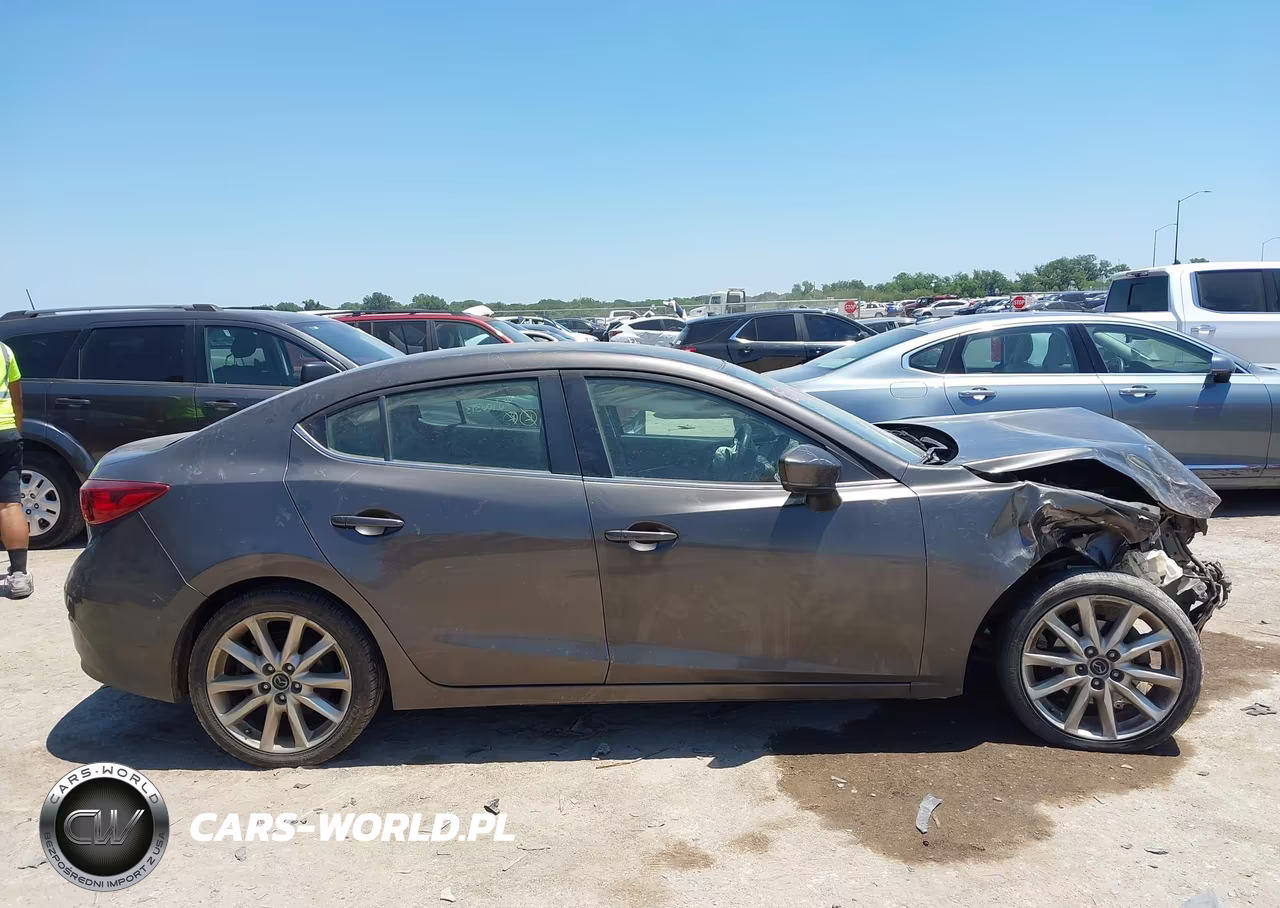 2017 Mazda Mazda3 Touring VIN:3MZBN1V79HM106393 - 12