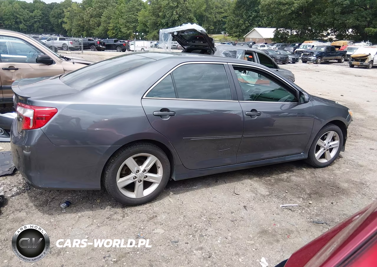 2013 Toyota Camry Se VIN:4T1BF1FK1DU218559 - 14