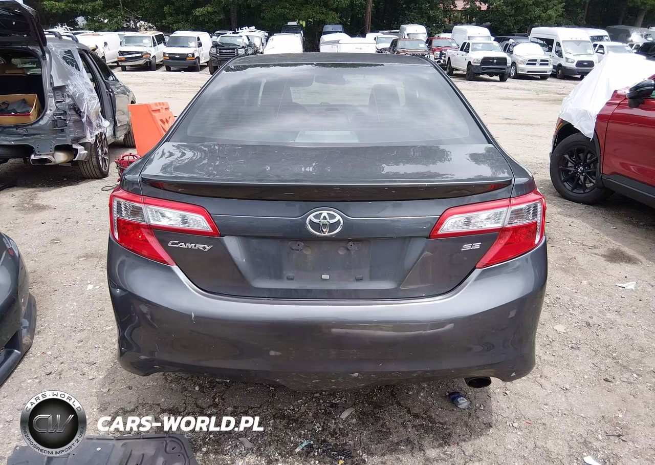 2013 Toyota Camry Se VIN:4T1BF1FK1DU218559 - 17