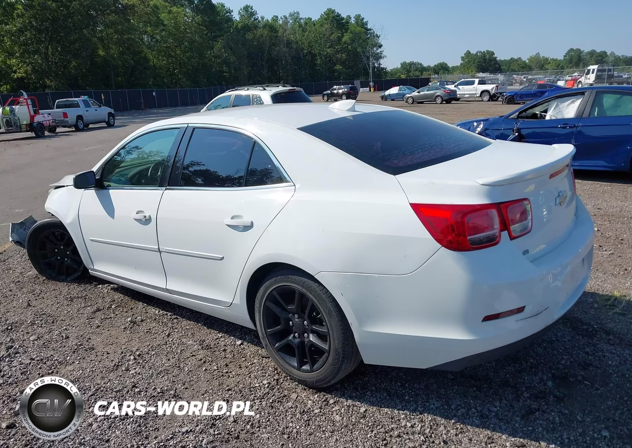 2015 Chevrolet Malibu 1Lt VIN:1G11C5SL5FF105776 - 3