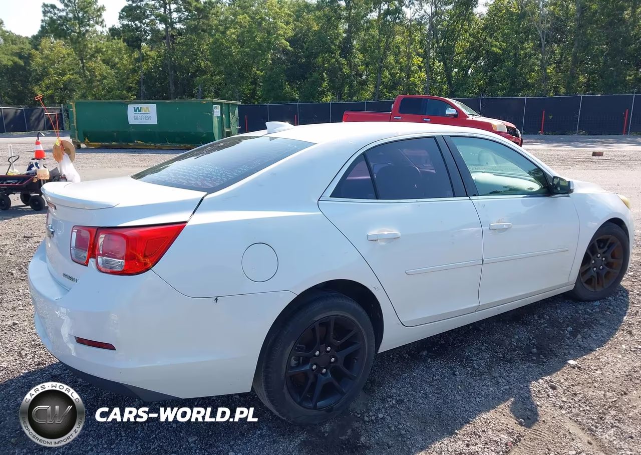 2015 Chevrolet Malibu 1Lt VIN:1G11C5SL5FF105776 - 4