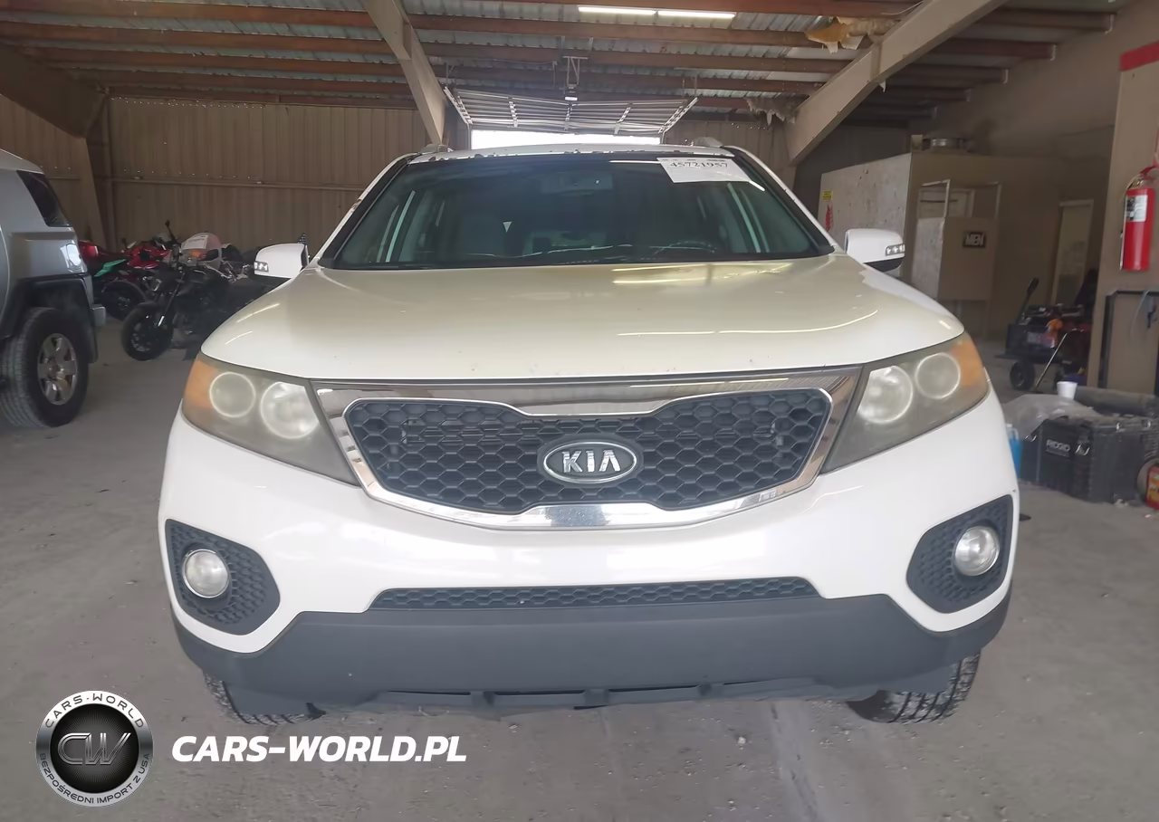 2011 Kia Sorento Lx VIN:5XYKT3A16BG112050 - 12