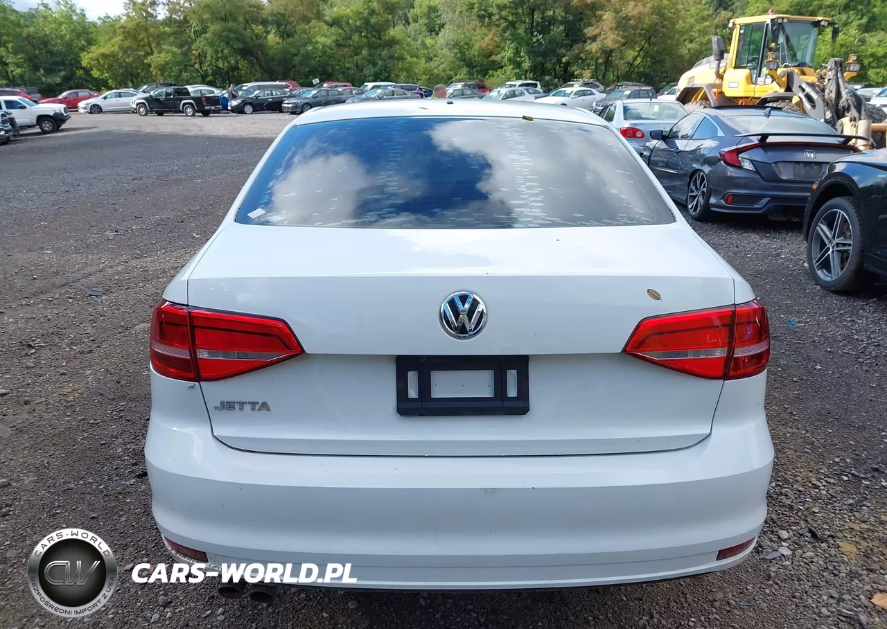 2015 Volkswagen Jetta 2.0L S VIN:3VW2K7AJ1FM296698 - 15