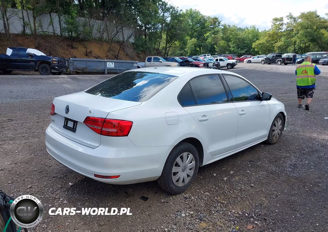 2015 Volkswagen Jetta 2.0L S VIN:3VW2K7AJ1FM296698 - 4