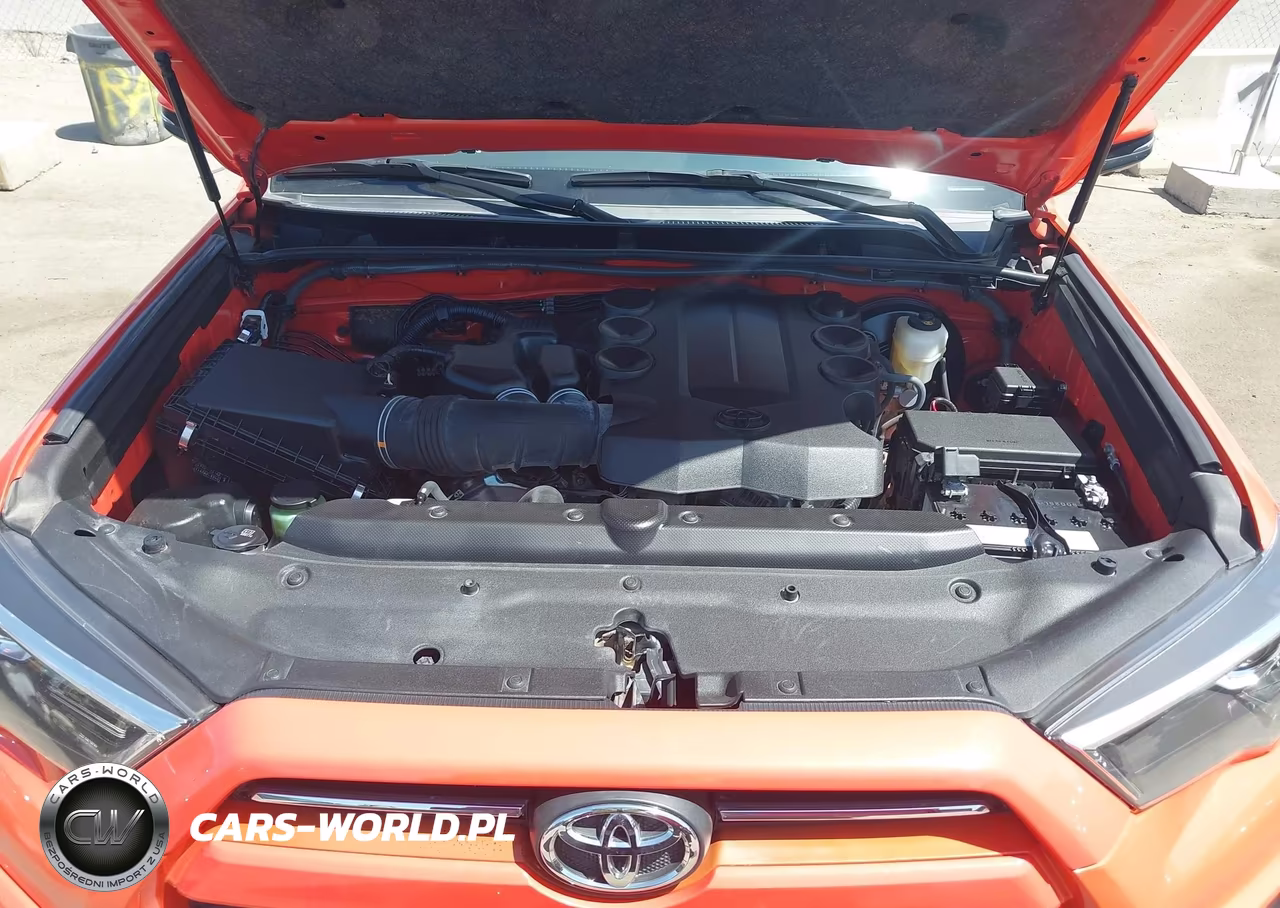 2024 Toyota 4Runner Trd Sport VIN:JTEAU5JR8R5305325 - 10
