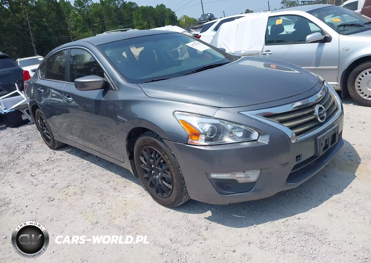 2015 Nissan Altima 2.5 S – zdjęcie 1 z 11