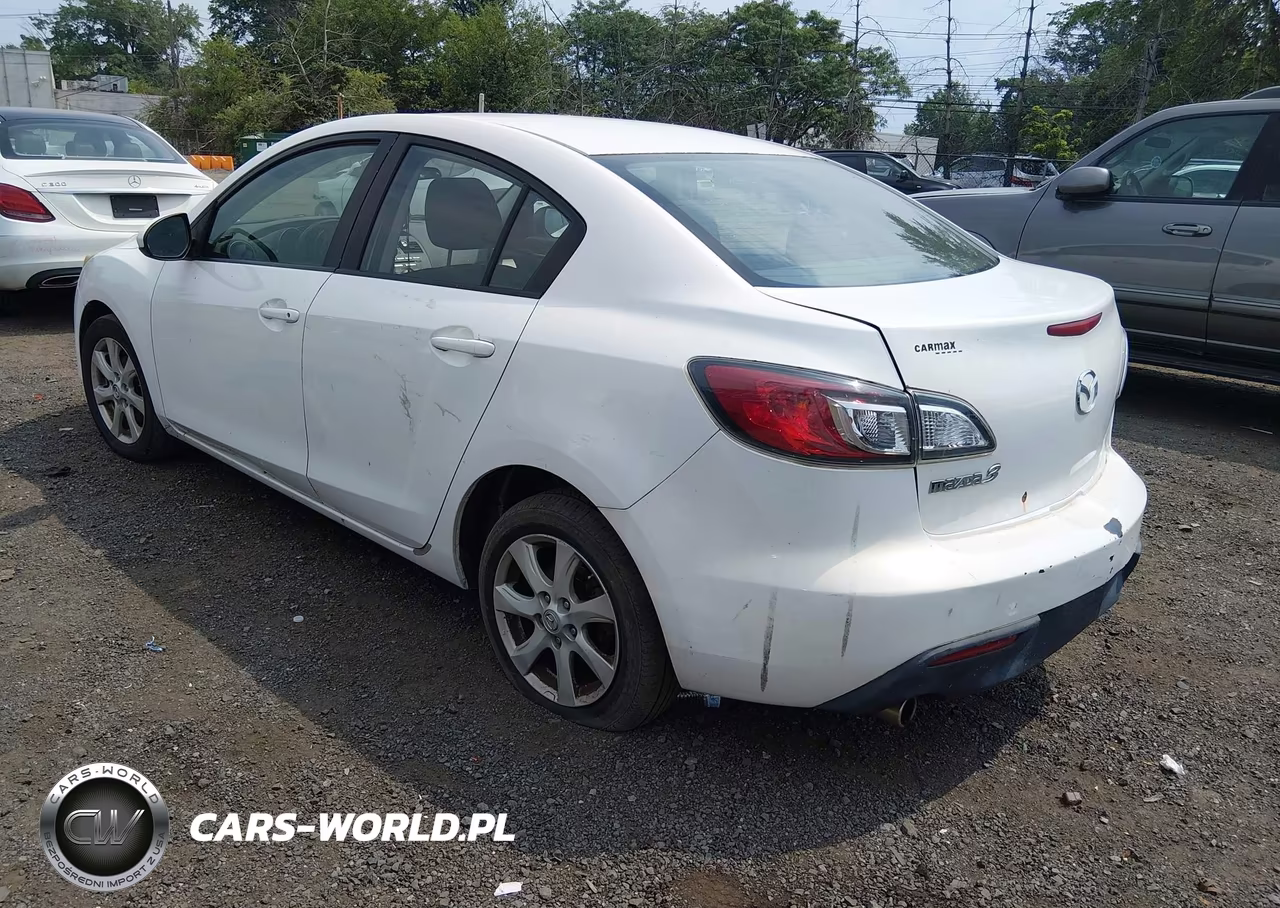 2011 Mazda Mazda3 I Touring VIN:JM1BL1VG8B1476845 - 3