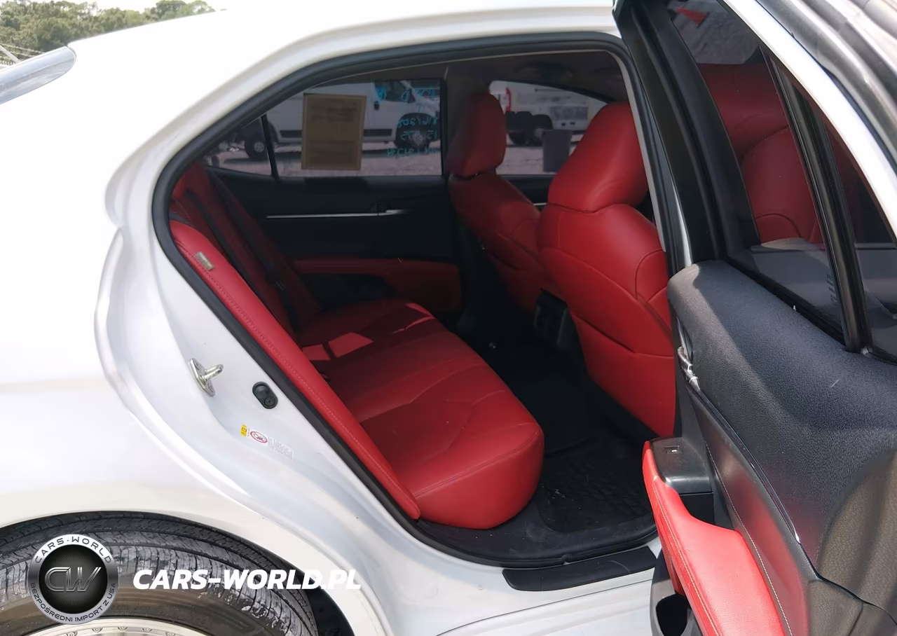 2018 Toyota Camry Xse VIN:4T1B61HK4JU654234 - 8