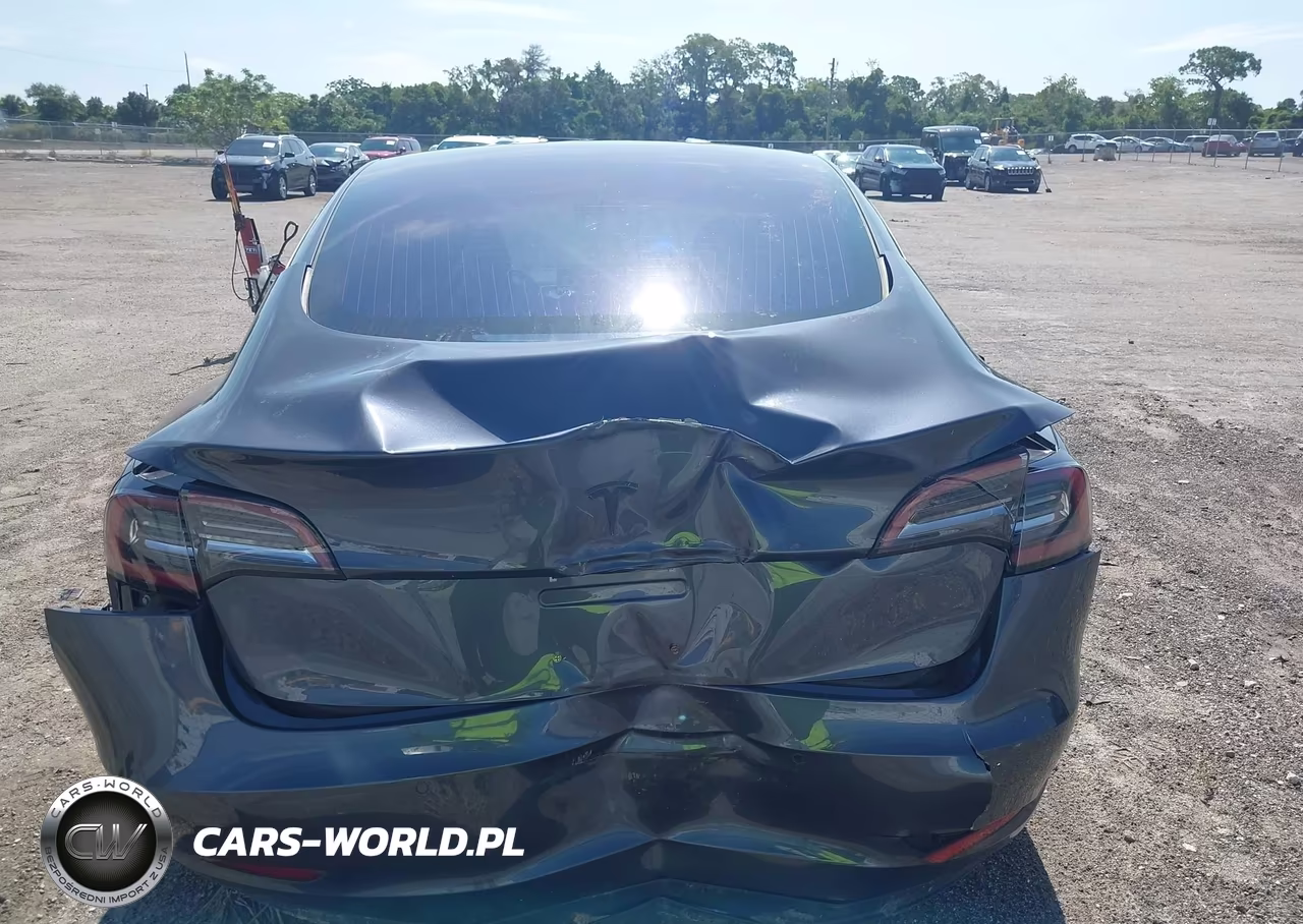 2018 Tesla Model 3 Long Range-Mid Range VIN:5YJ3E1EAXJF014075 - 15