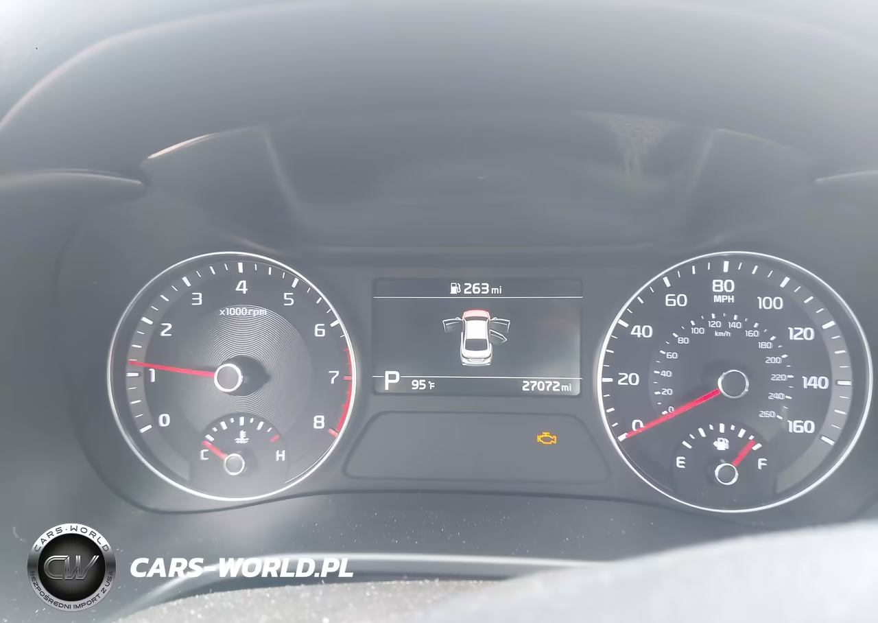 2020 Kia Forte Gt VIN:3KPF44AC3LE144961 - 7