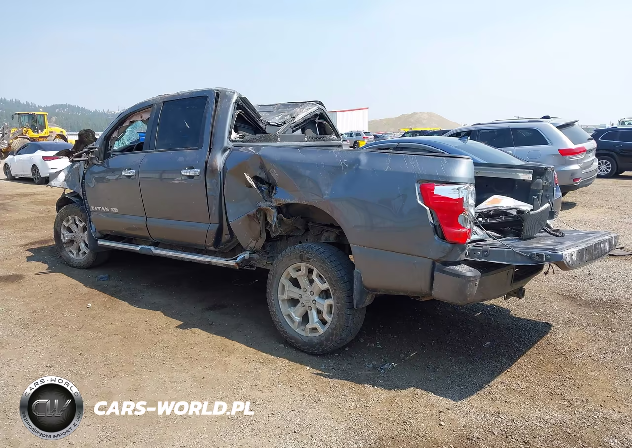 2018 Nissan Titan Xd Sv Diesel VIN:1N6BA1F48JN526982 - 3