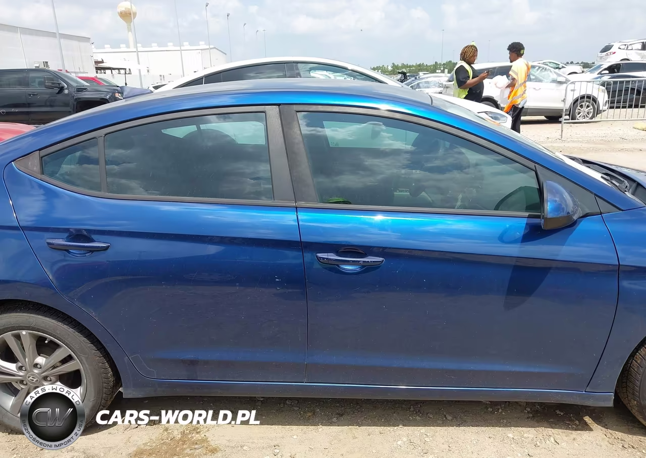 2017 Hyundai Elantra Se VIN:5NPD84LFXHH176392 - 13