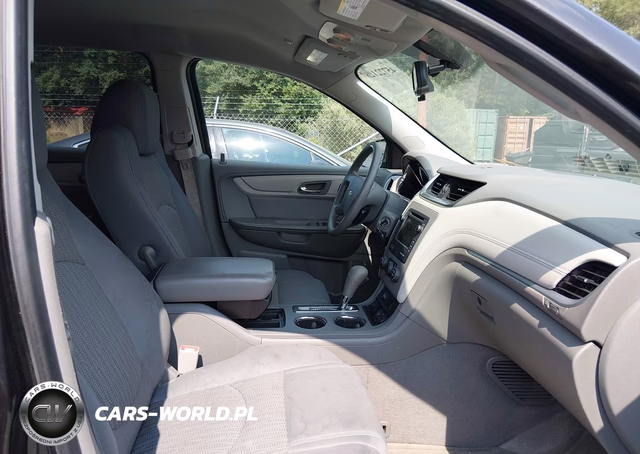 2015 Chevrolet Traverse Ls VIN:1GNKRFED9FJ376591 - 5