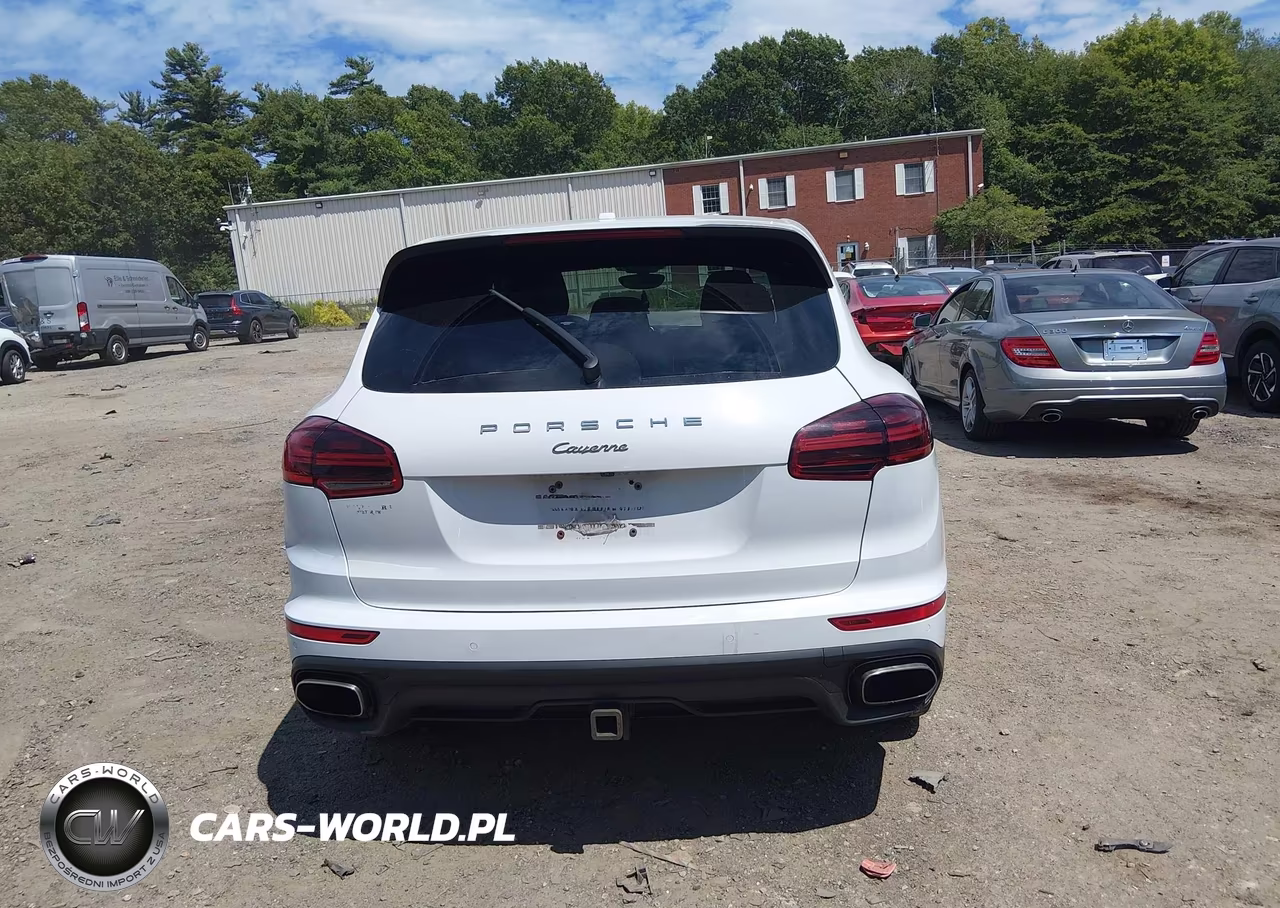 2016 Porsche Cayenne VIN:WP1AA2A23GKA15344 - 16