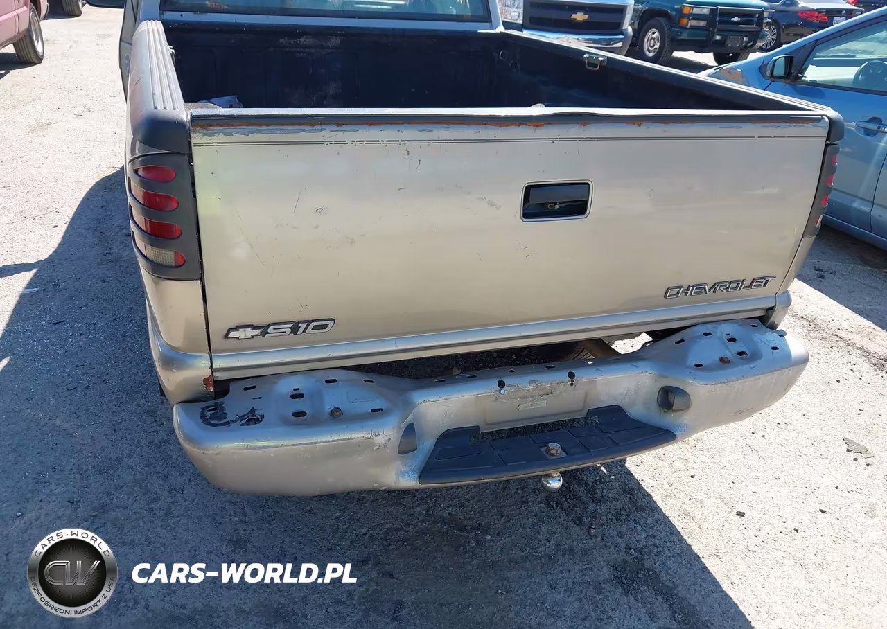 1999 Chevrolet S-10 VIN:1GCCS1444X8198877 - 6