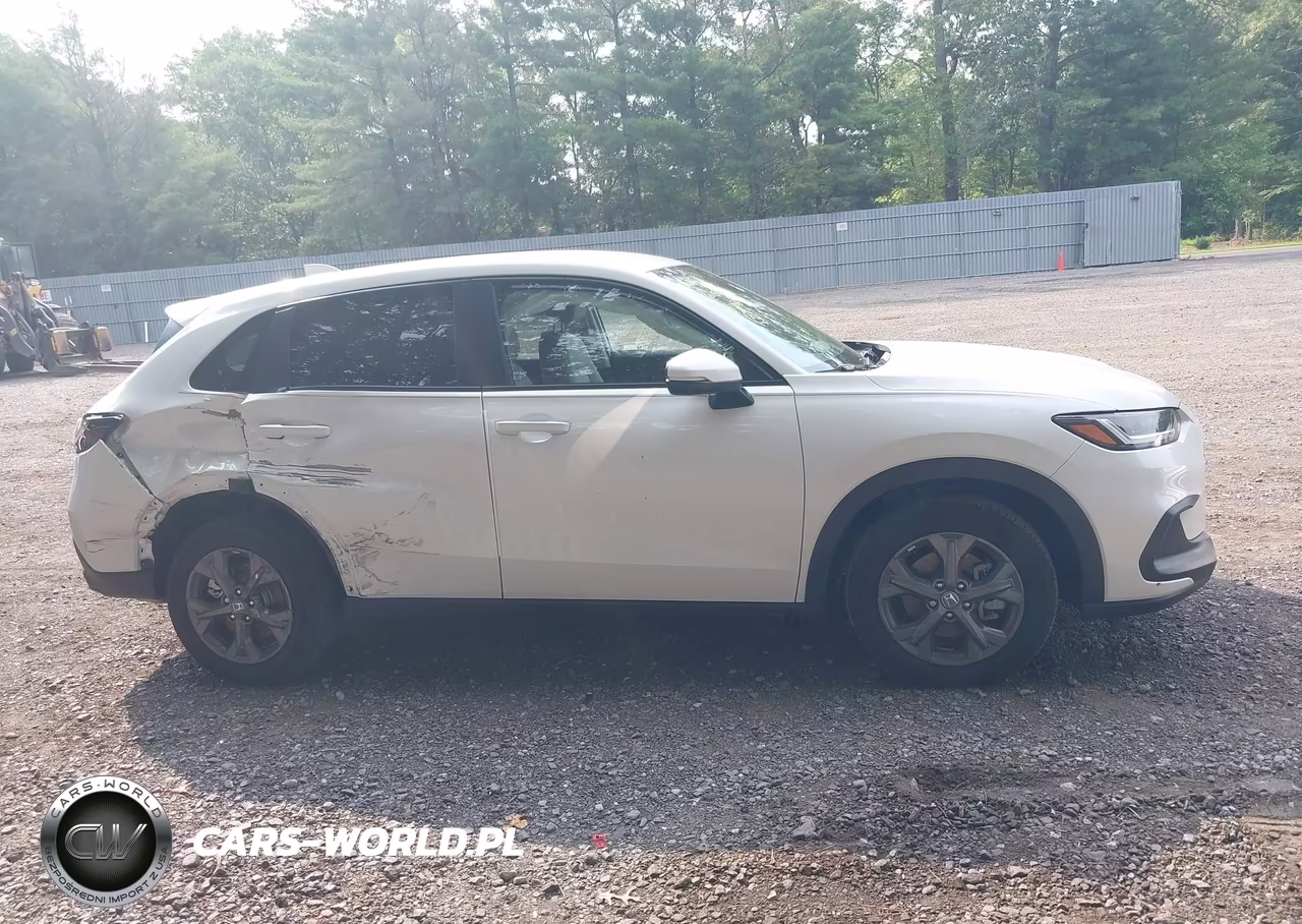2026 Honda Hr-V Awd Lx VIN:3CZRZ2H33TM748390 - 13