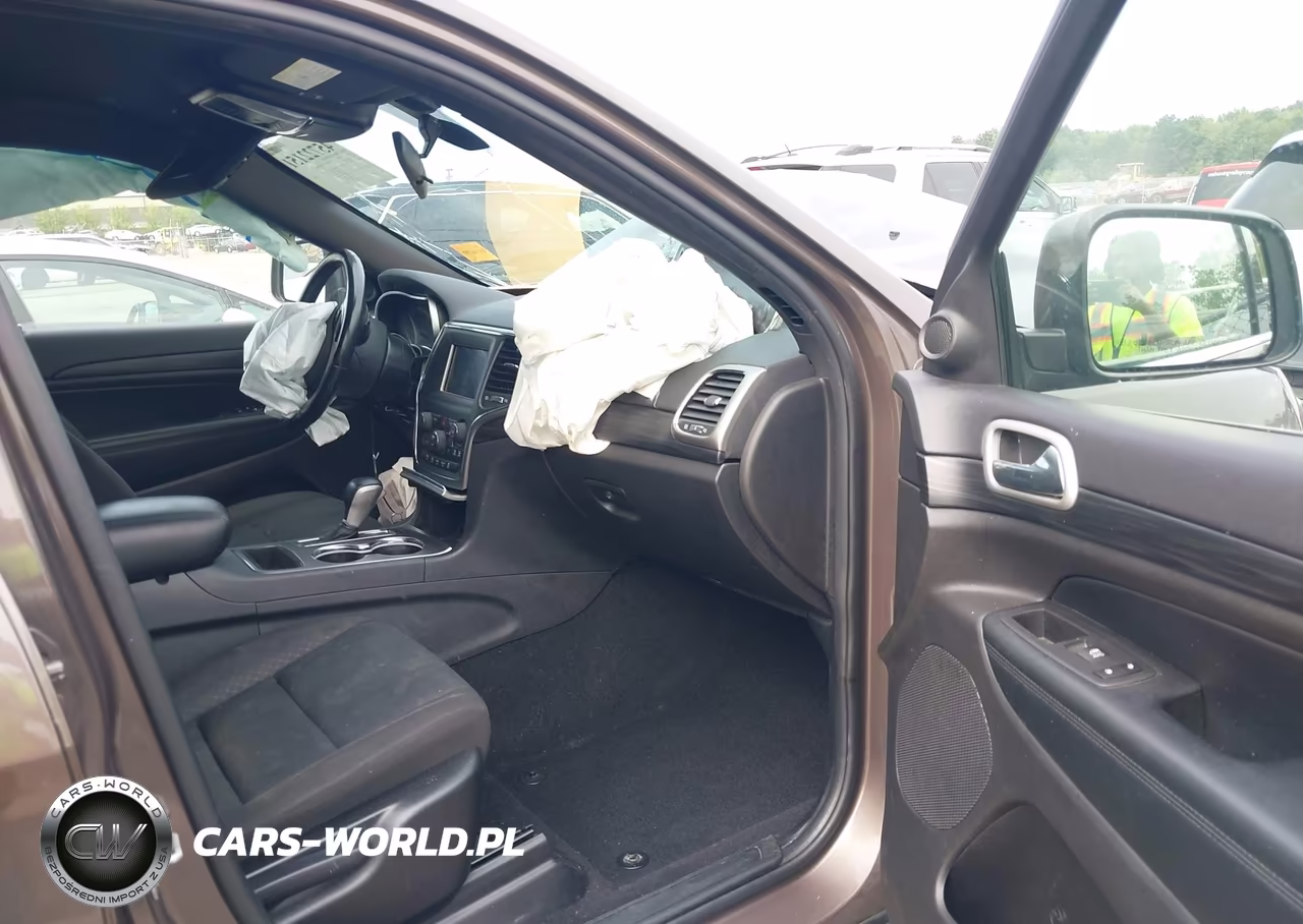 2021 Jeep Grand Cherokee Laredo E 4X4 VIN:1C4RJFAG1MC601005 - 5