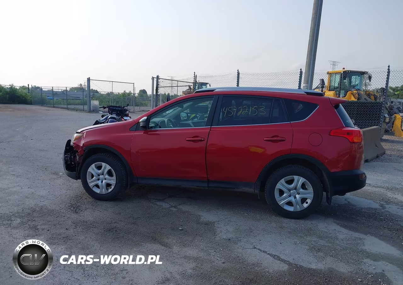 2015 Toyota Rav4 Le VIN:JTMBFREV3FJ047445 - 14