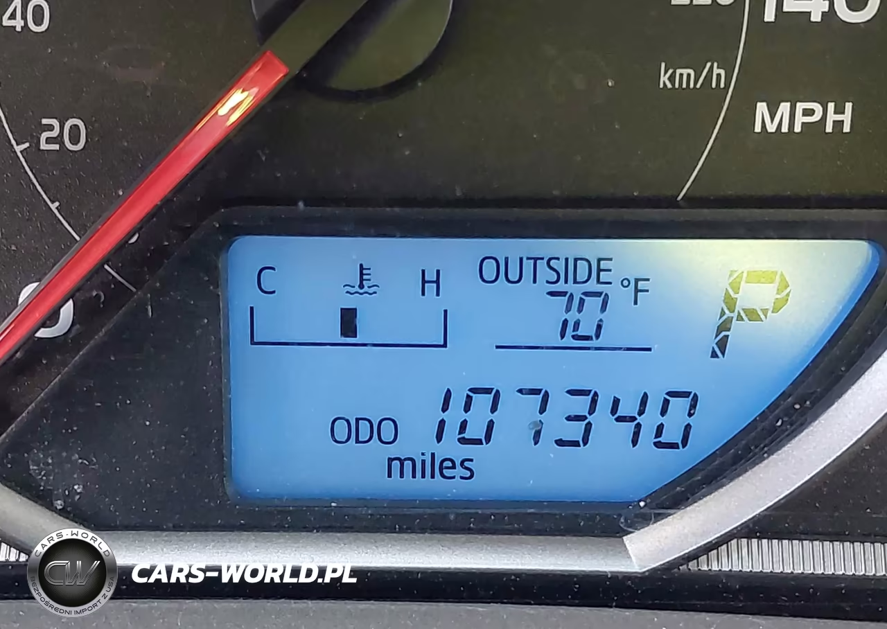 2015 Toyota Rav4 Le VIN:JTMBFREV3FJ047445 - 15