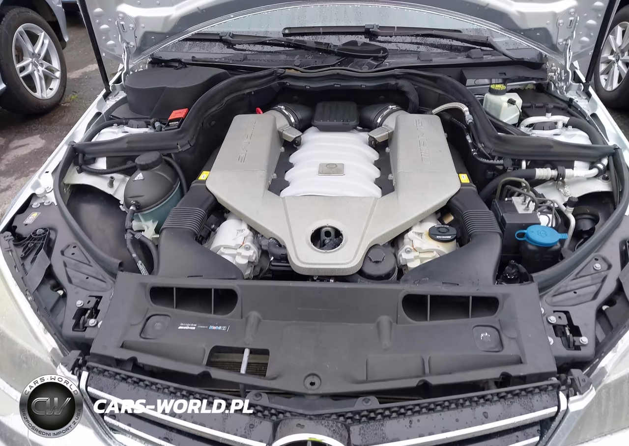 2010 Mercedes-Benz C 63 Amg VIN:WDDGF7HB0AF444138 - 10