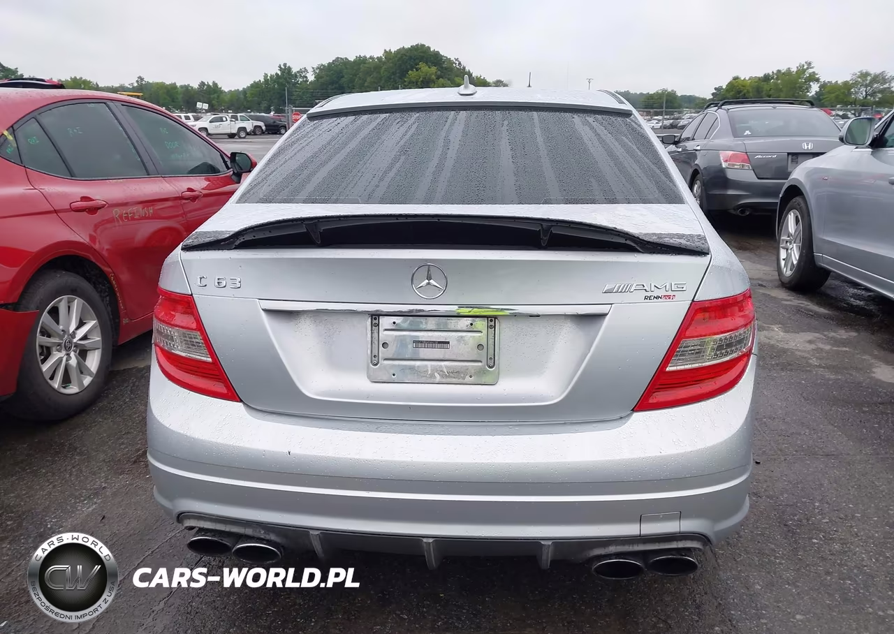 2010 Mercedes-Benz C 63 Amg VIN:WDDGF7HB0AF444138 - 16