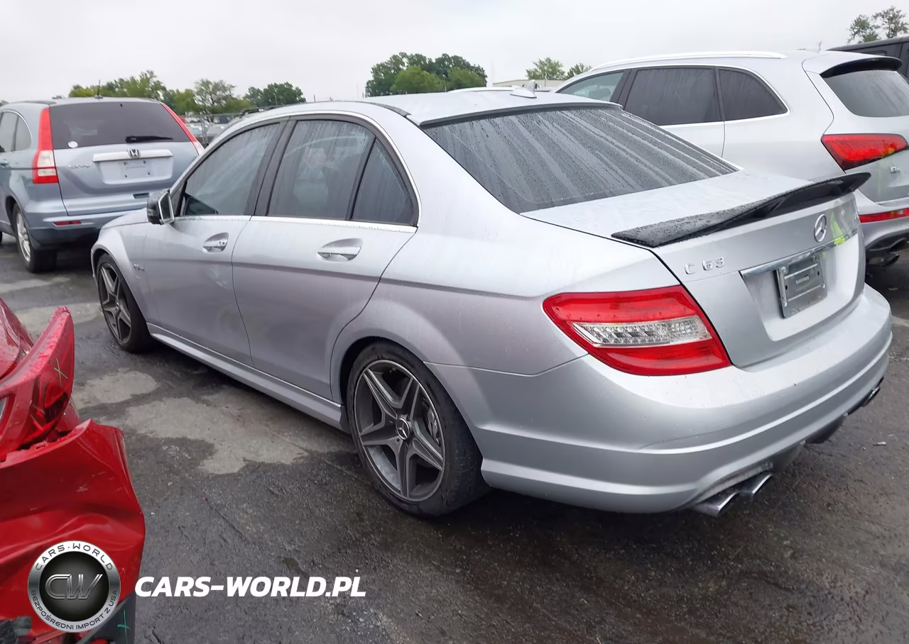 2010 Mercedes-Benz C 63 Amg VIN:WDDGF7HB0AF444138 - 3