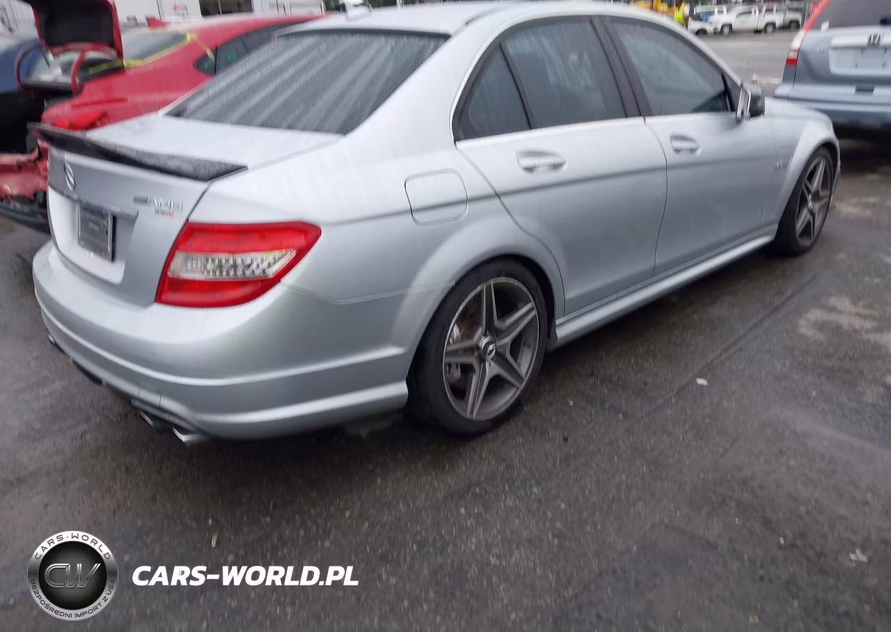 2010 Mercedes-Benz C 63 Amg VIN:WDDGF7HB0AF444138 - 4
