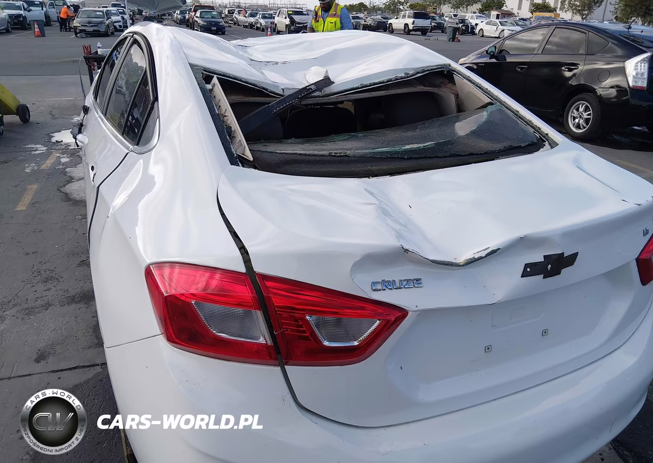 2017 Chevrolet Cruze Lt Auto VIN:1G1BE5SM7H7198627 - 17