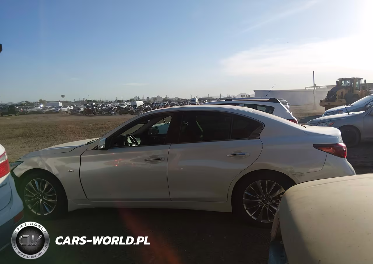 2018 Infiniti Q50 3.0T Luxe VIN:JN1EV7AP4JM351857 - 14
