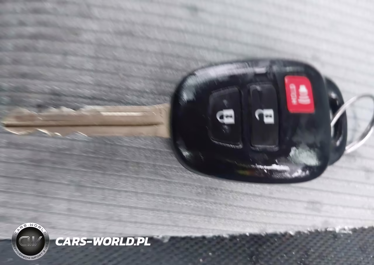 2014 Toyota Prius C Two VIN:JTDKDTB3XE1570157 - 11