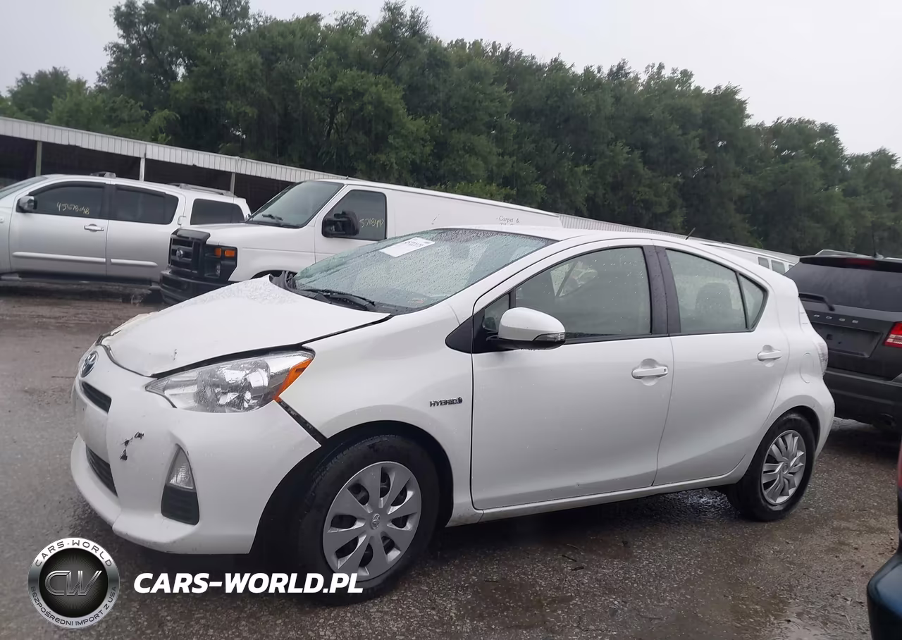 2014 Toyota Prius C Two VIN:JTDKDTB3XE1570157 - 14