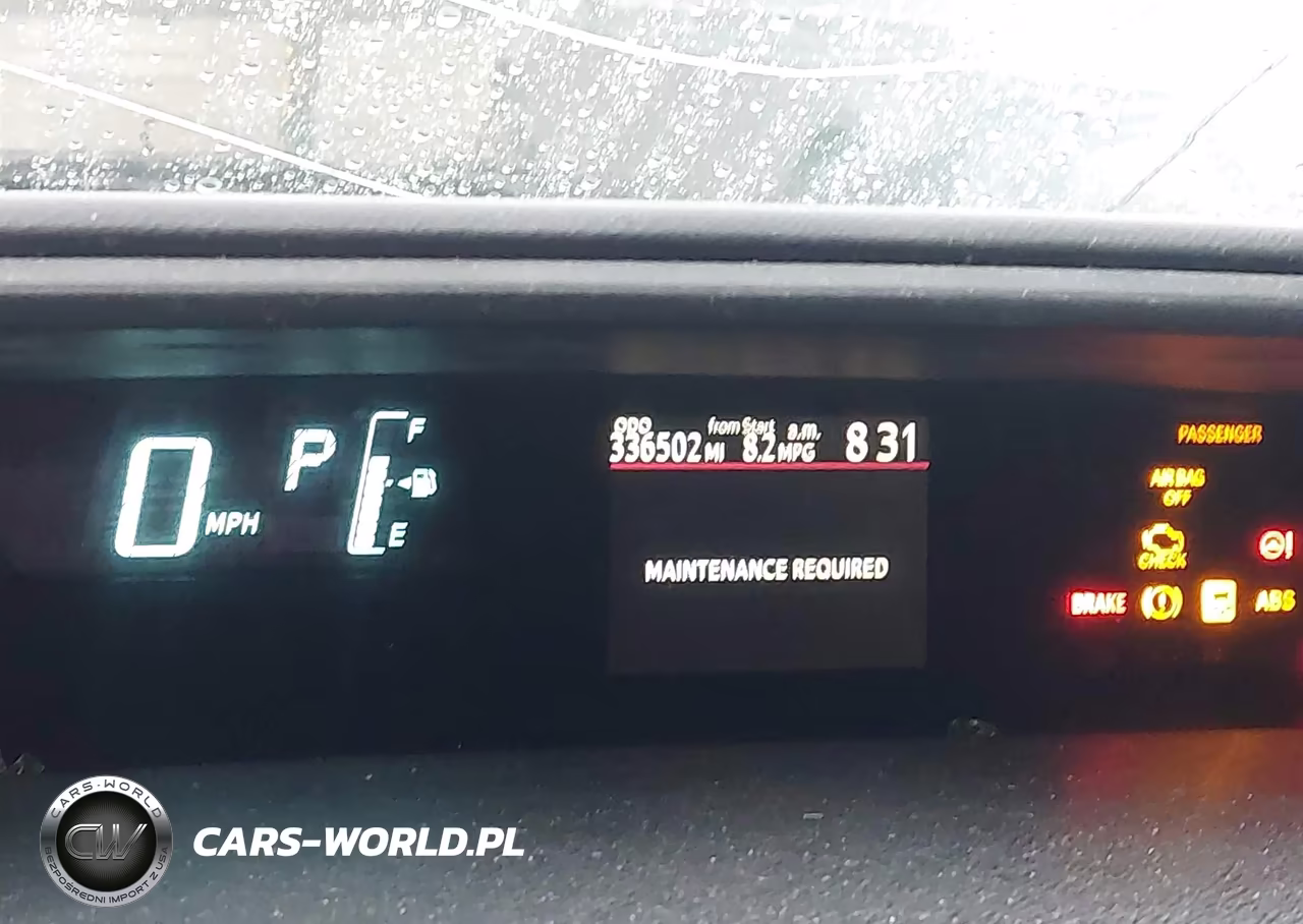 2014 Toyota Prius C Two VIN:JTDKDTB3XE1570157 - 15