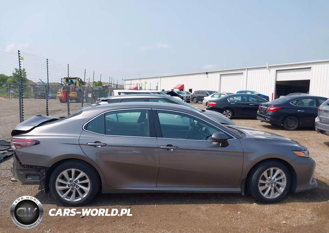 2023 Toyota Camry Le VIN:4T1C11BKXPU090254 - 13