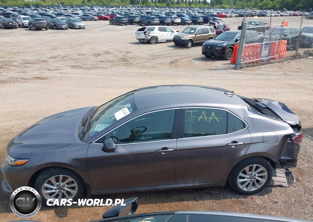 2023 Toyota Camry Le VIN:4T1C11BKXPU090254 - 14
