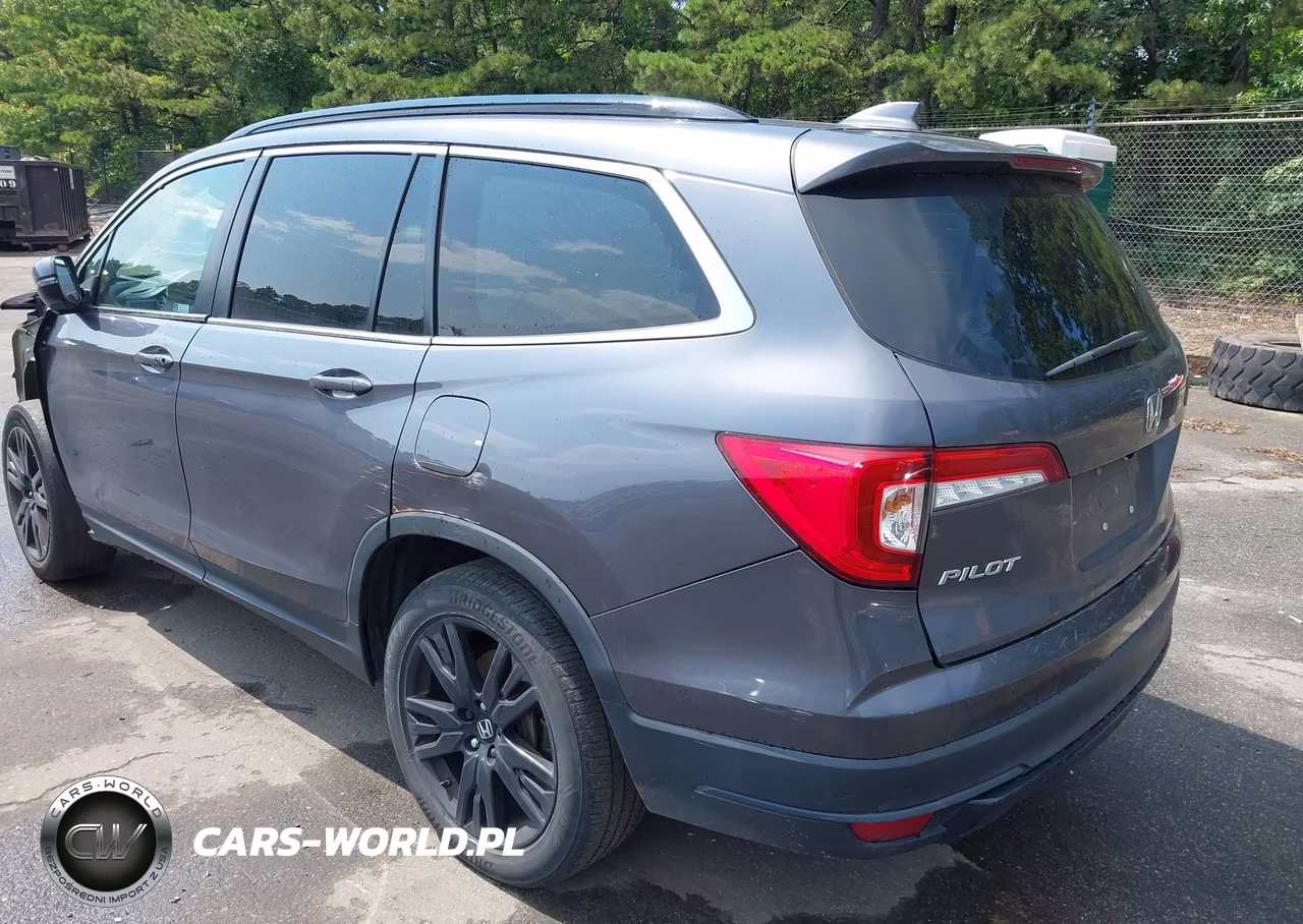 2022 Honda Pilot Awd Special Edition VIN:5FNYF6H20NB056202 - 3
