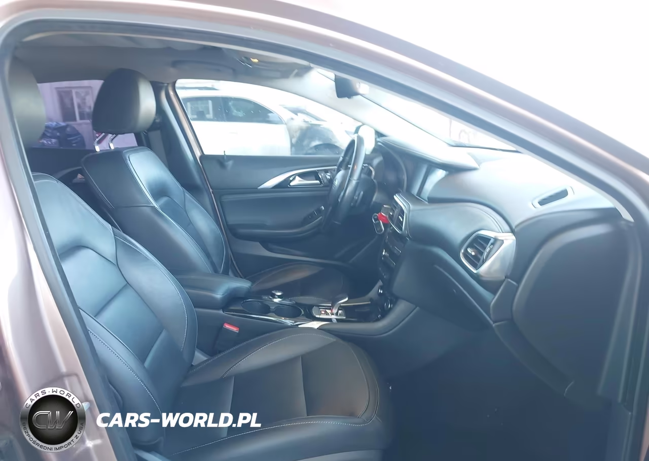 2018 Infiniti Qx30 Premium VIN:SJKCH5CRXJA042889 - 5