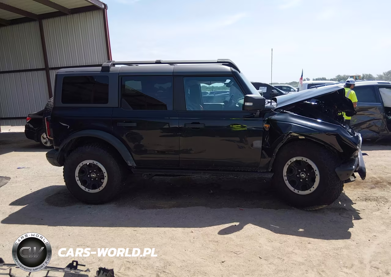 2022 Ford Bronco Badlands VIN:1FMEE5DPXNLA97057 - 12
