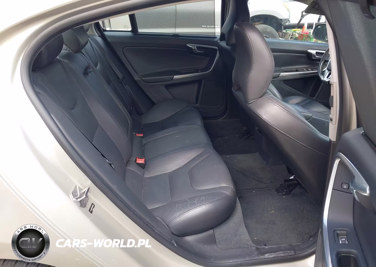2017 Volvo S60 Inscription T5 VIN:LYV402HK5HB146685 - 8