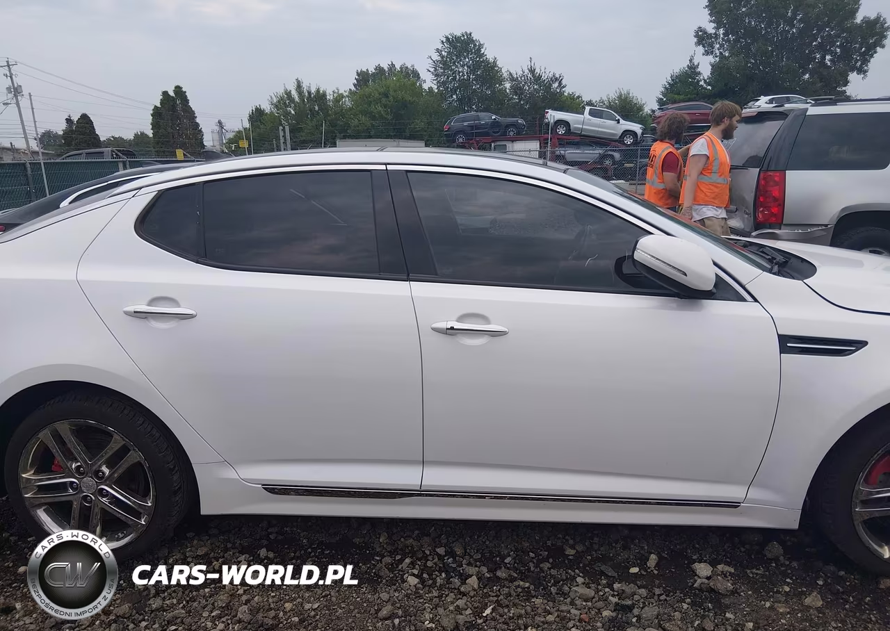 2013 Kia Optima Sx VIN:5XXGR4A68DG141210 - 13