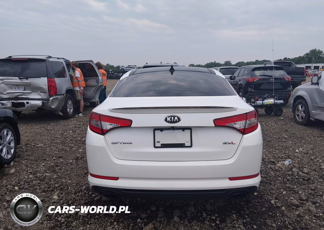 2013 Kia Optima Sx VIN:5XXGR4A68DG141210 - 16