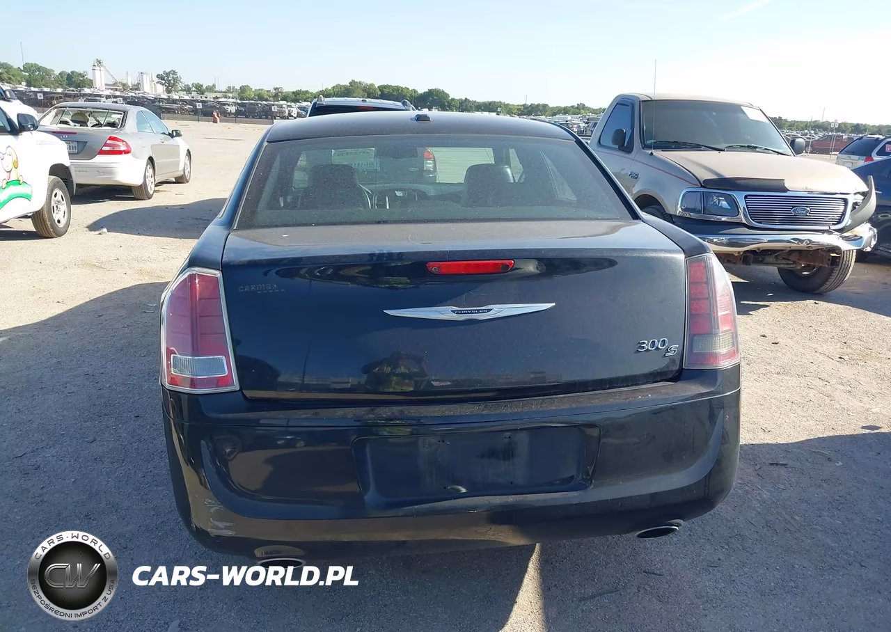 2014 Chrysler 300 300S VIN:2C3CCABG7EH235751 - 16