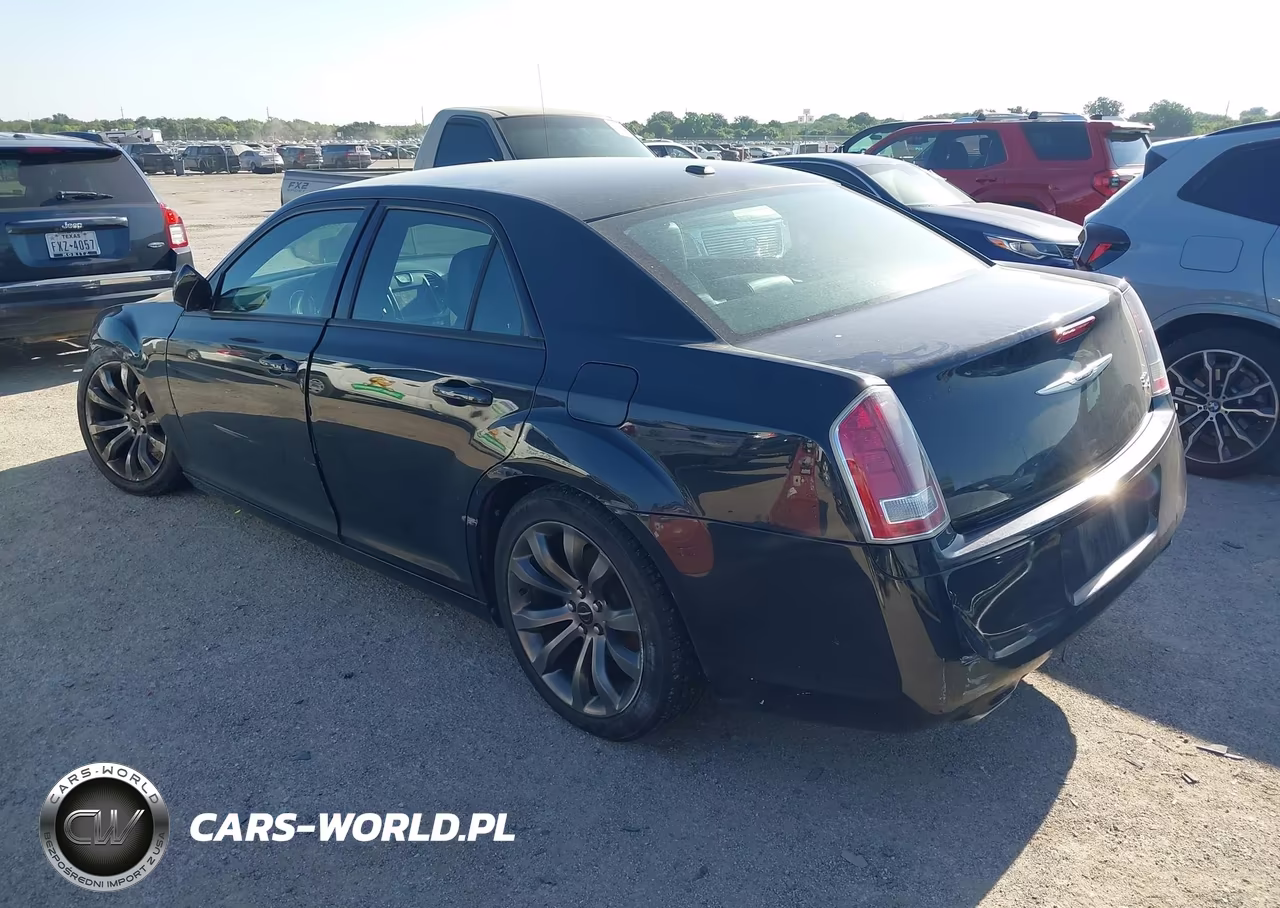 2014 Chrysler 300 300S VIN:2C3CCABG7EH235751 - 3