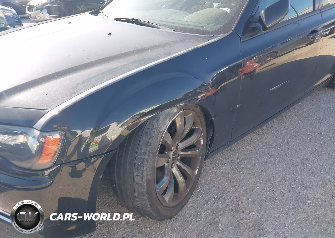 2014 Chrysler 300 300S VIN:2C3CCABG7EH235751 - 6