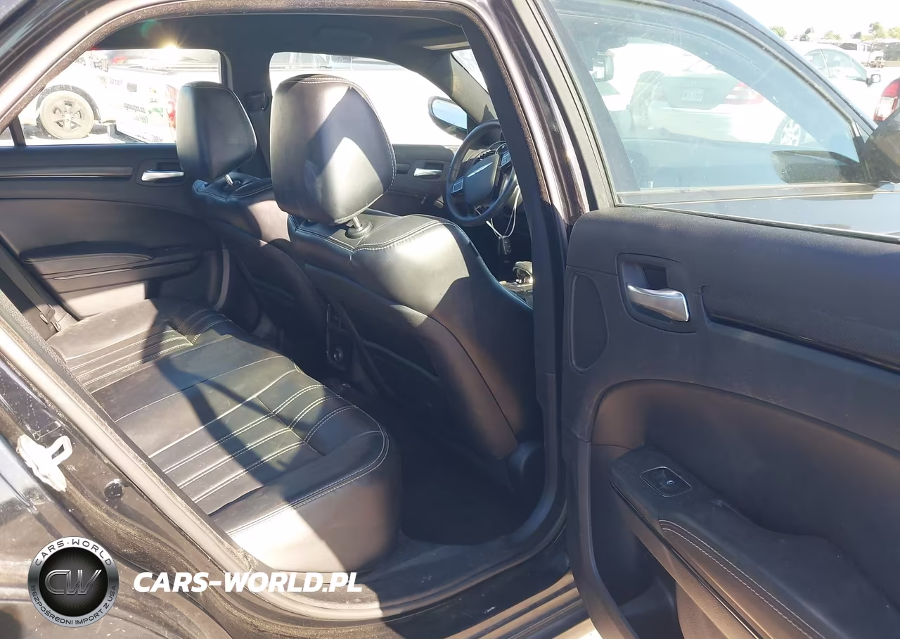2014 Chrysler 300 300S VIN:2C3CCABG7EH235751 - 8