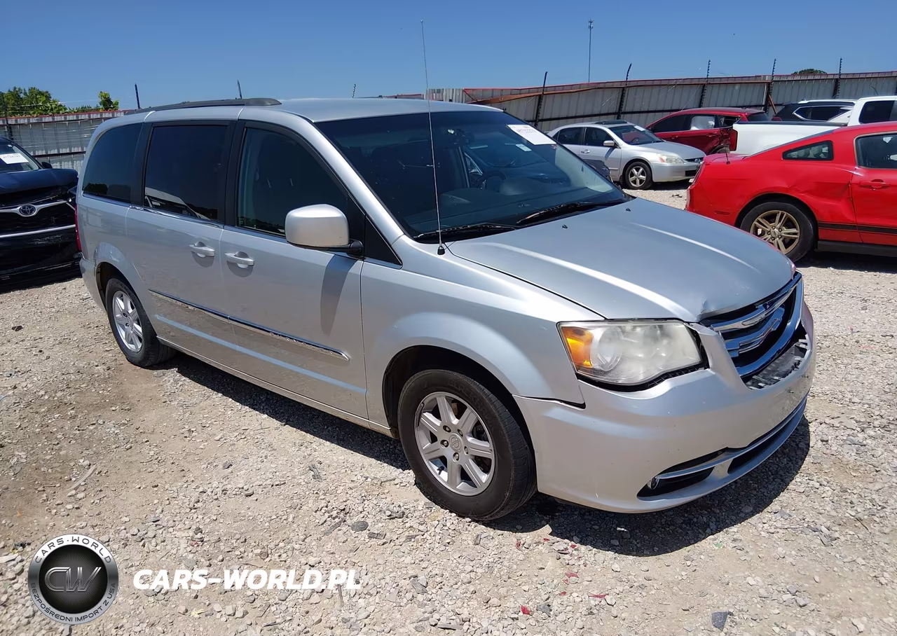 2012 Chrysler Town & Country Touring