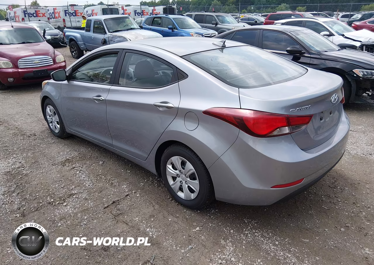 2016 Hyundai Elantra Se VIN:5NPDH4AE1GH713739 - 3