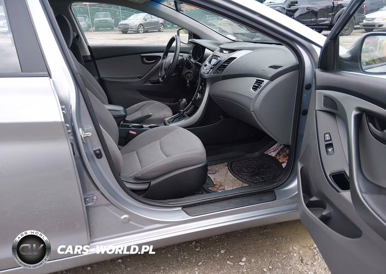 2016 Hyundai Elantra Se VIN:5NPDH4AE1GH713739 - 5