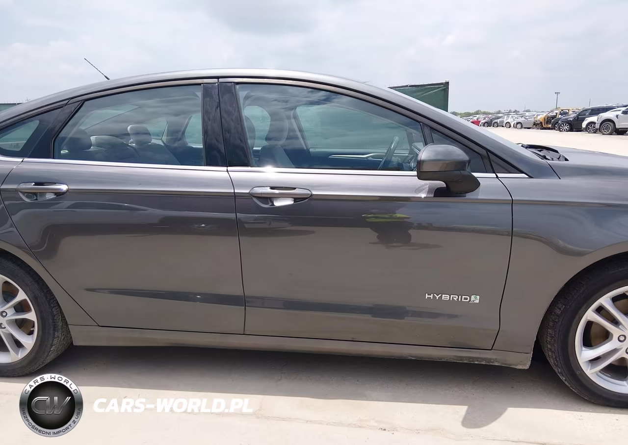 2018 Ford Fusion Hybrid S VIN:3FA6P0UU1JR209449 - 14